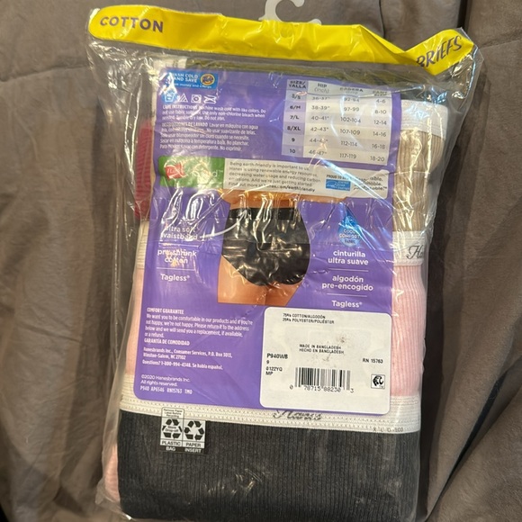 Hanes size 9 panties - Picture 2 of 2